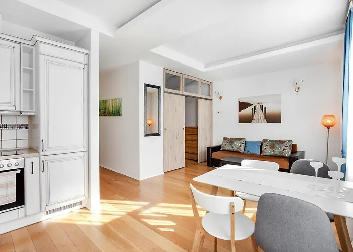 Comfy One Bedroom Apartment By Reside Baltic